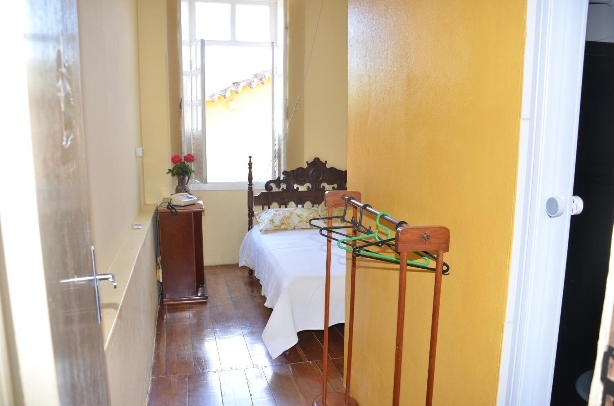 Hotel e Pousada O Casarão Palmeiras  Quarto foto