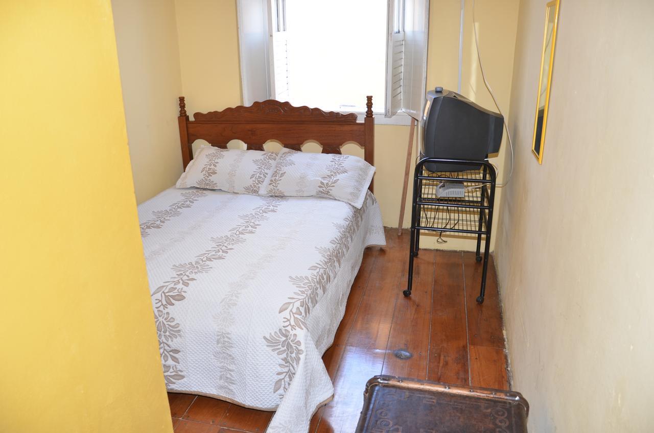Hotel e Pousada O Casarão Palmeiras  Quarto foto